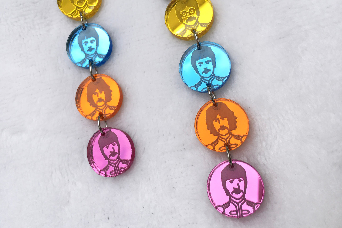 Aretes Sgt Pepper's Acrílico