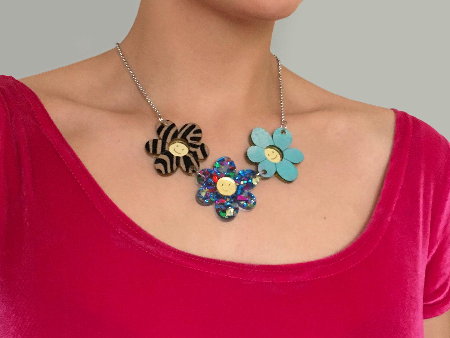 Happy Flowers Necklace