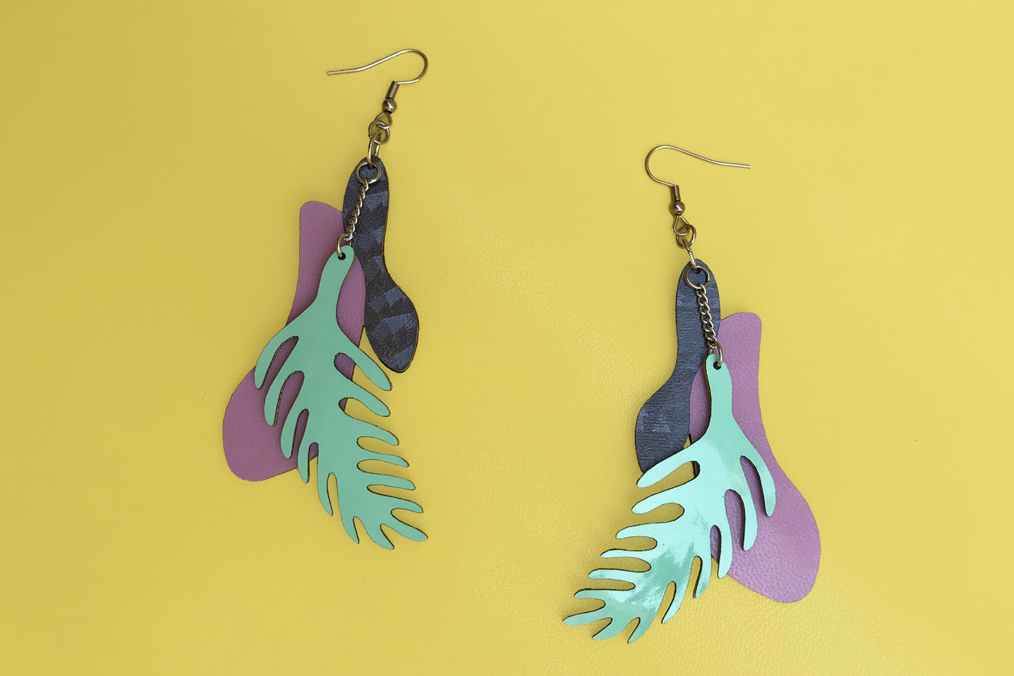 Aretes Tropical