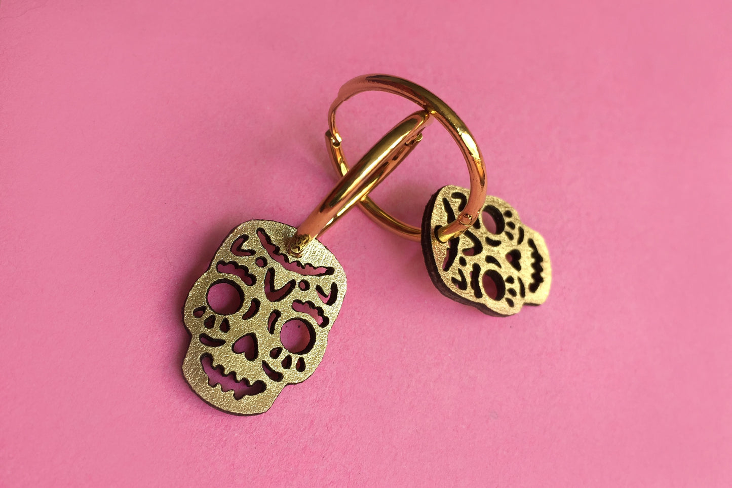 Skull earrings