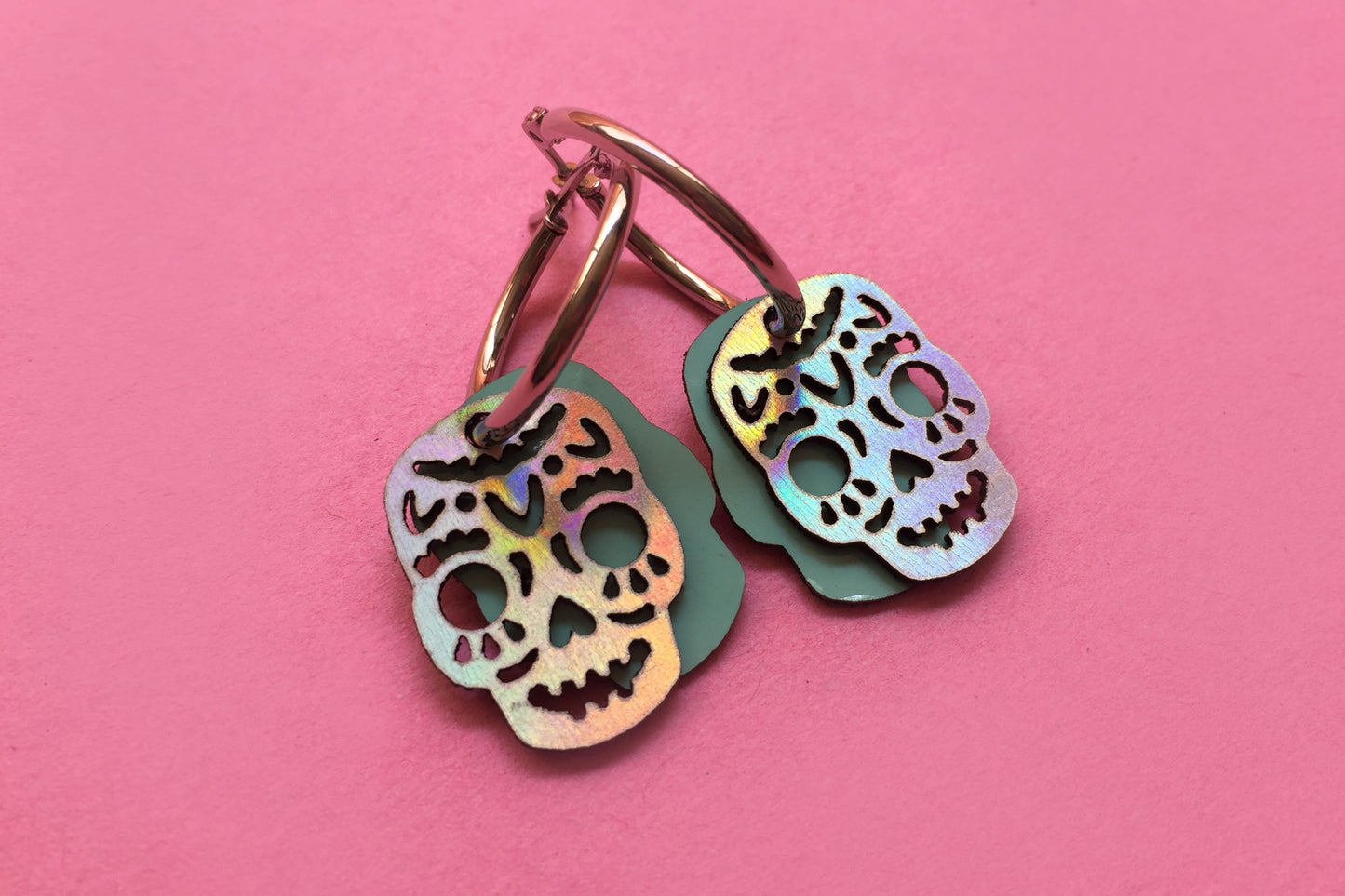 Skull earrings