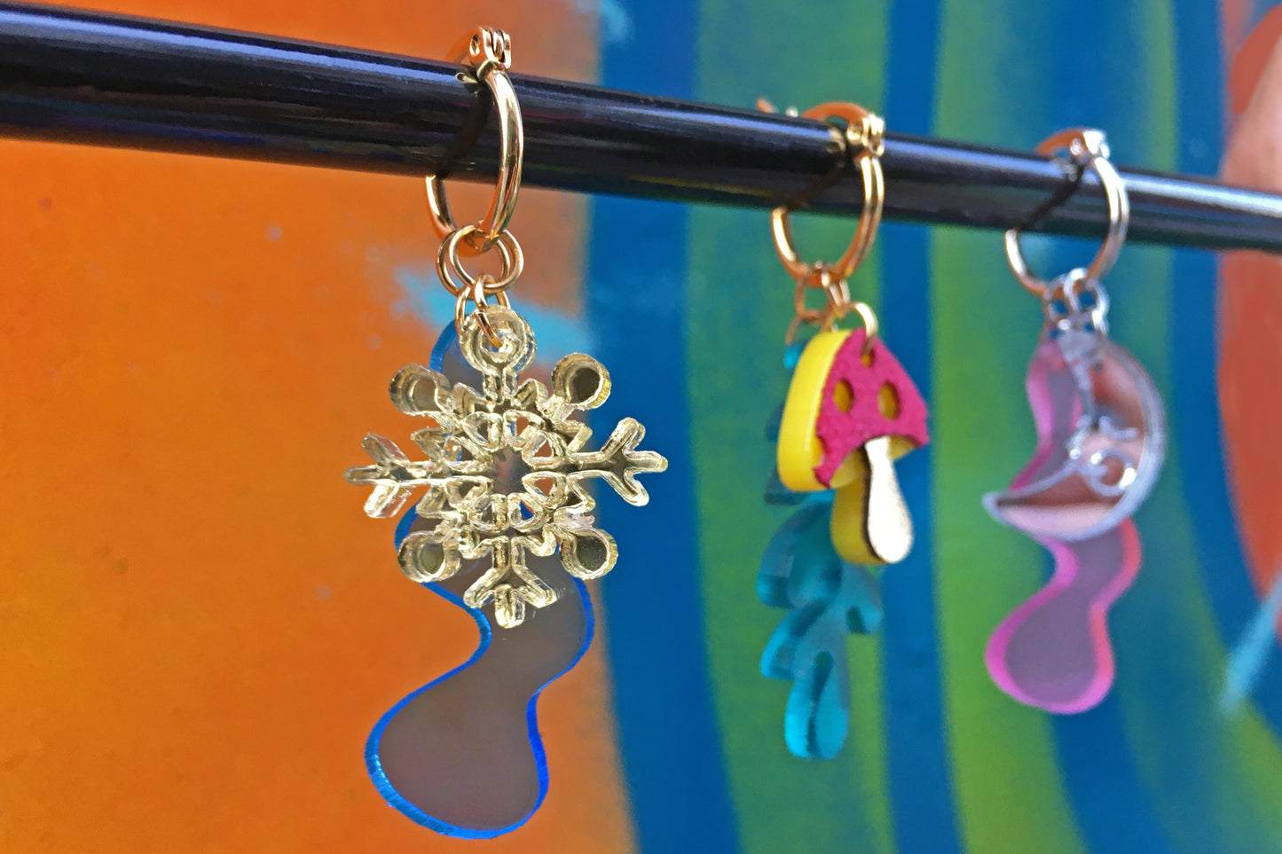 Arracadas con Mini Charms Intercambiables